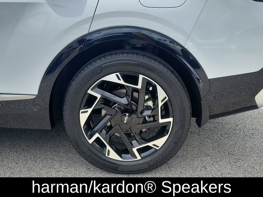 Used 2025 Kia Sportage SX FWD image 5
