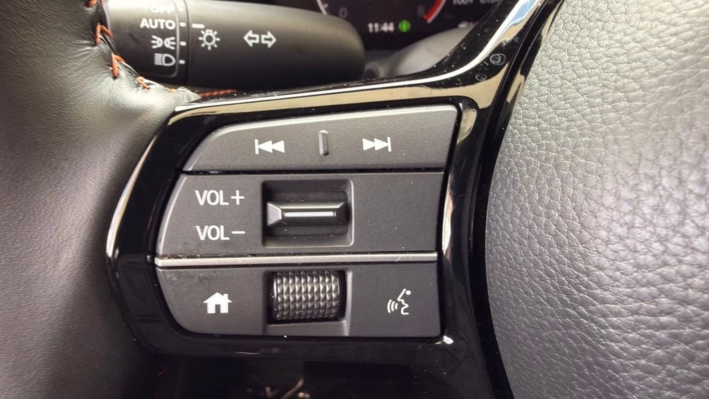 Certified 2026 Honda HR-V Sport image 29