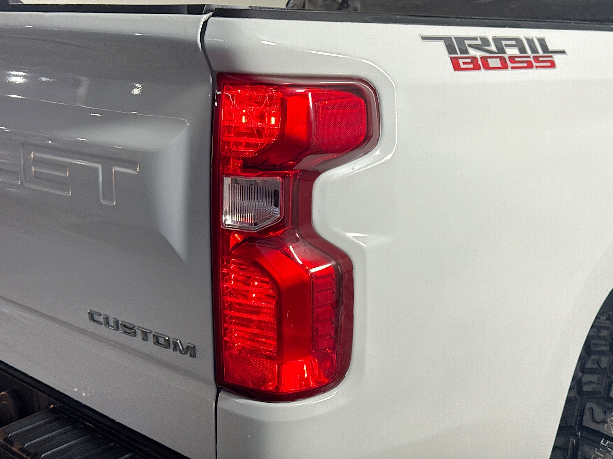 Used 2019 Chevrolet Silverado 1500 Custom Trail Boss w/ Custom Convenience Package image 32