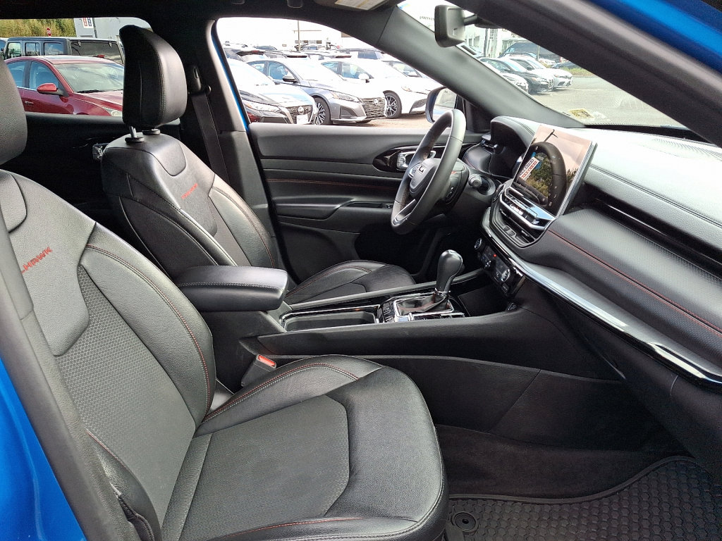 Used 2024 Jeep Compass Trailhawk image 12