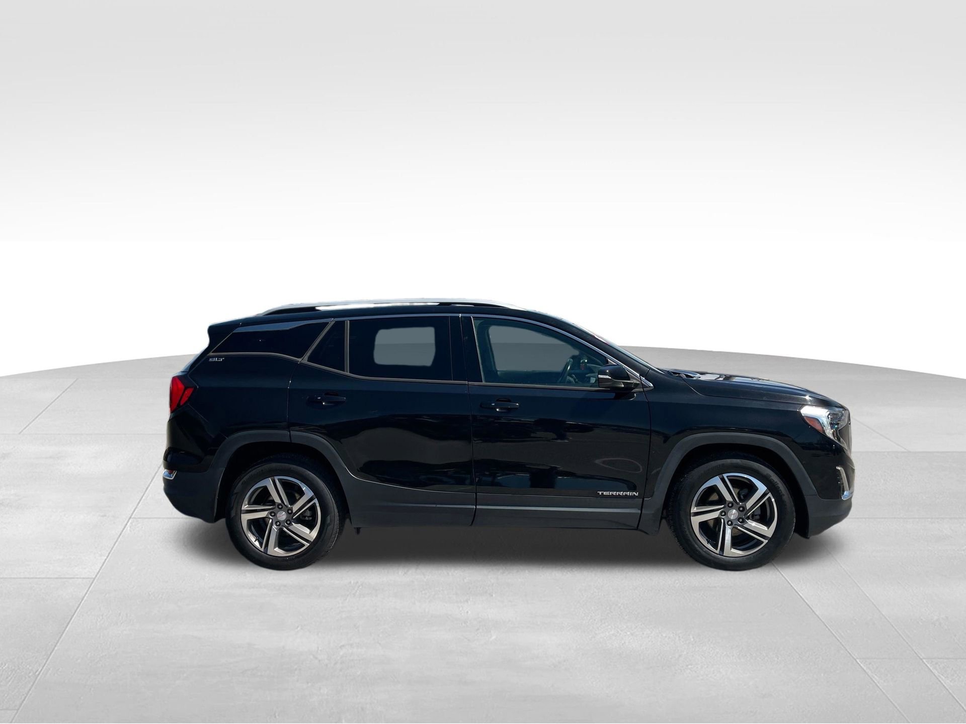 Used 2020 GMC Terrain SLT image 4