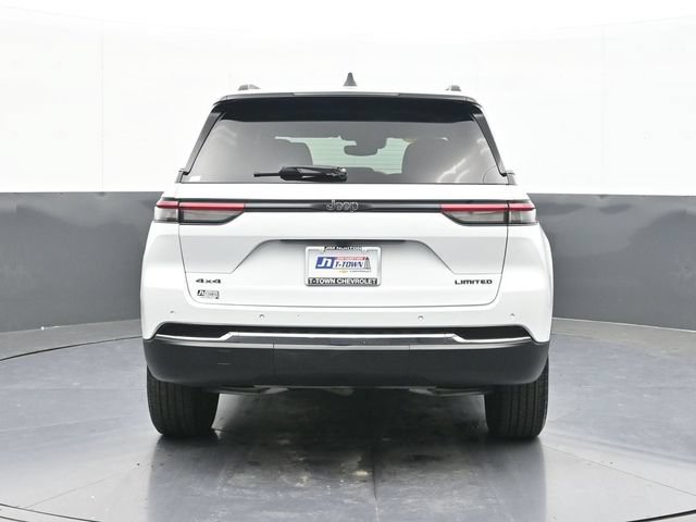 Used 2024 Jeep Grand Cherokee Limited w/ Trailer Tow Package AWD/4WD image 10