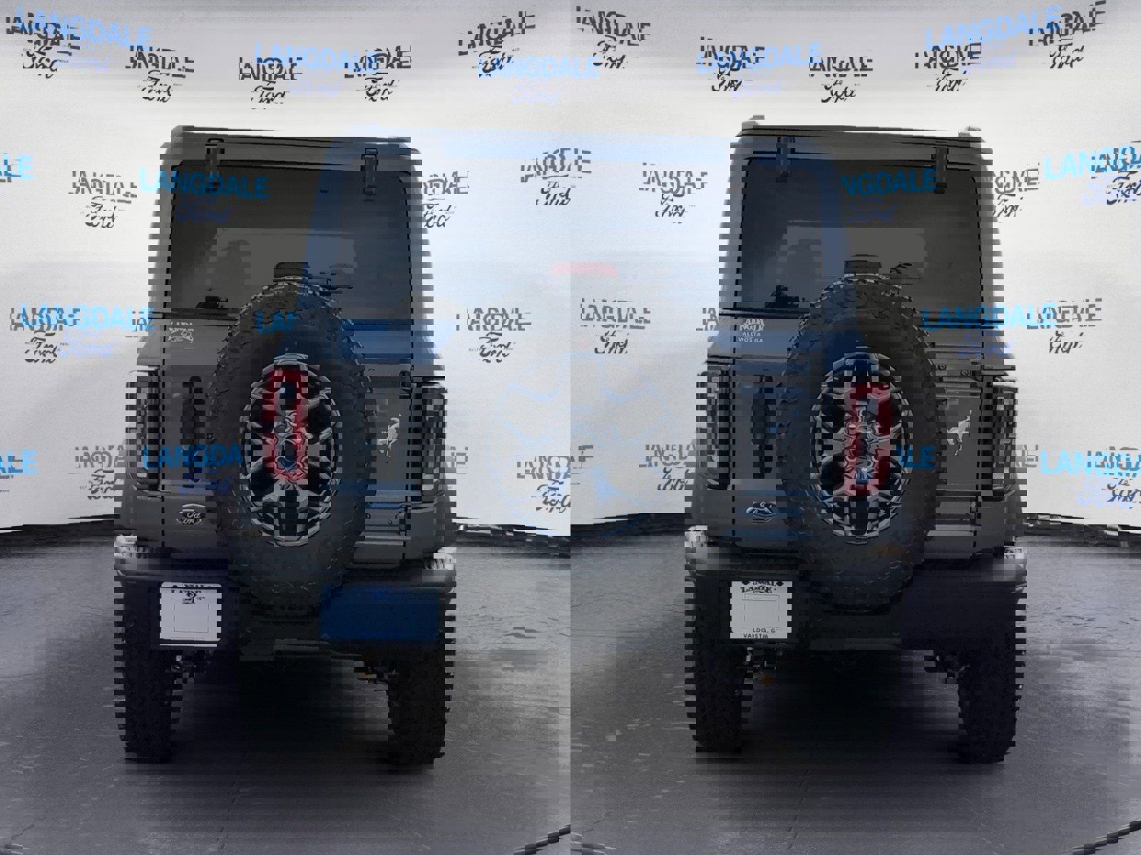 New 2025 Ford Bronco Badlands image 8