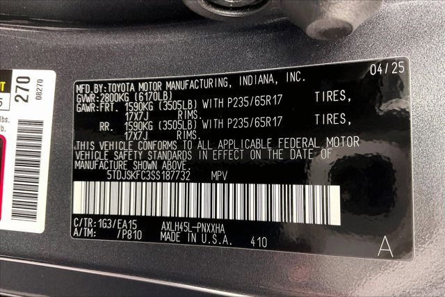 Used 2025 Toyota Sienna XLE image 35