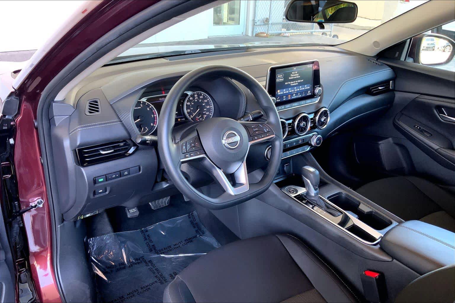 Used 2025 Nissan Sentra SV w/ Trunk Package FWD image 19