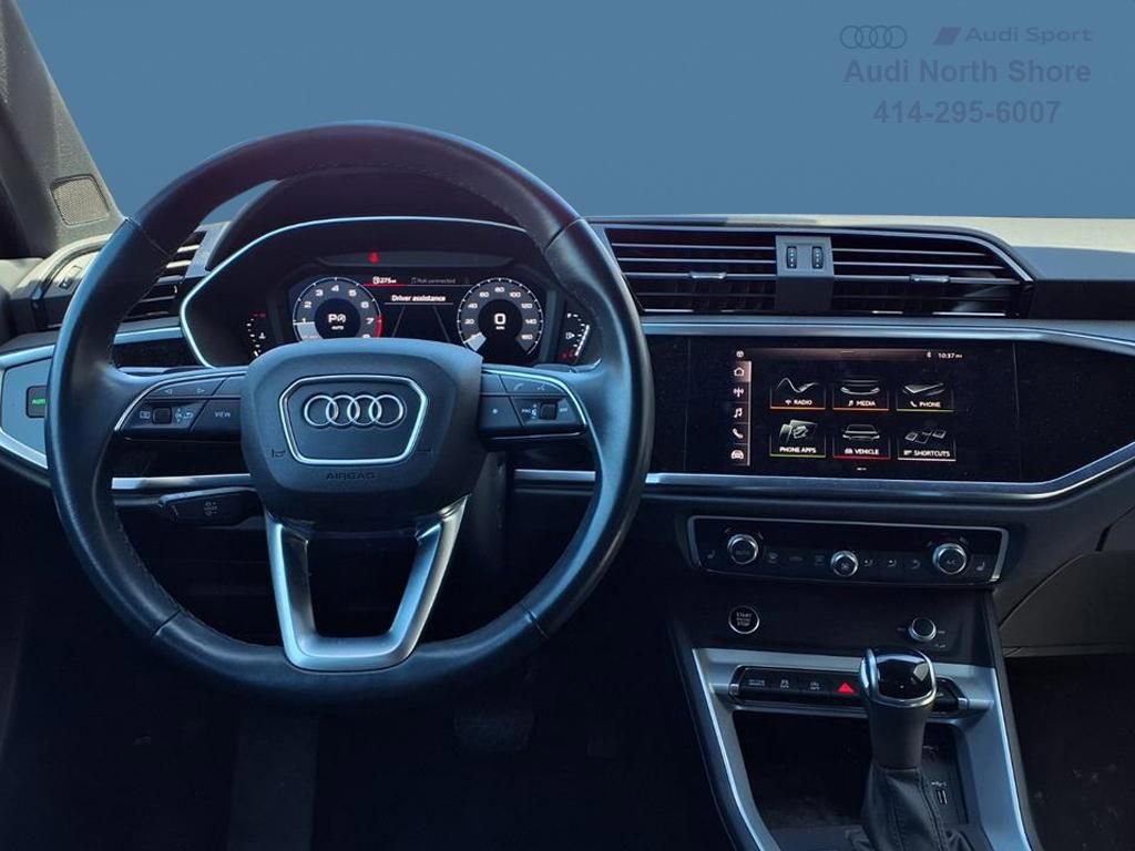 Used 2021 Audi Q3 2.0T Premium w/ Convenience Package AWD/4WD image 9