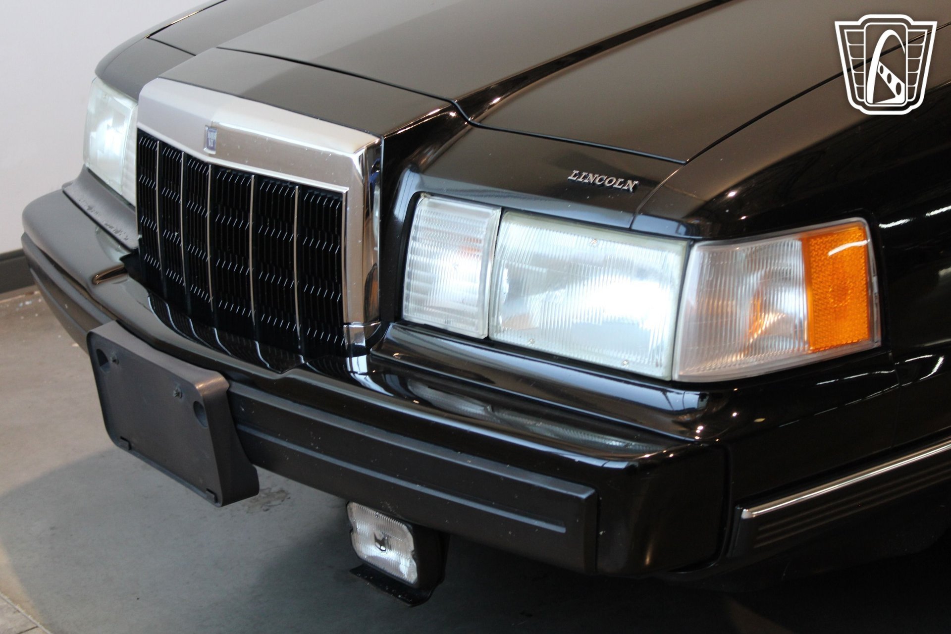 Used 1991 Lincoln Mark VII LSC RWD image 37