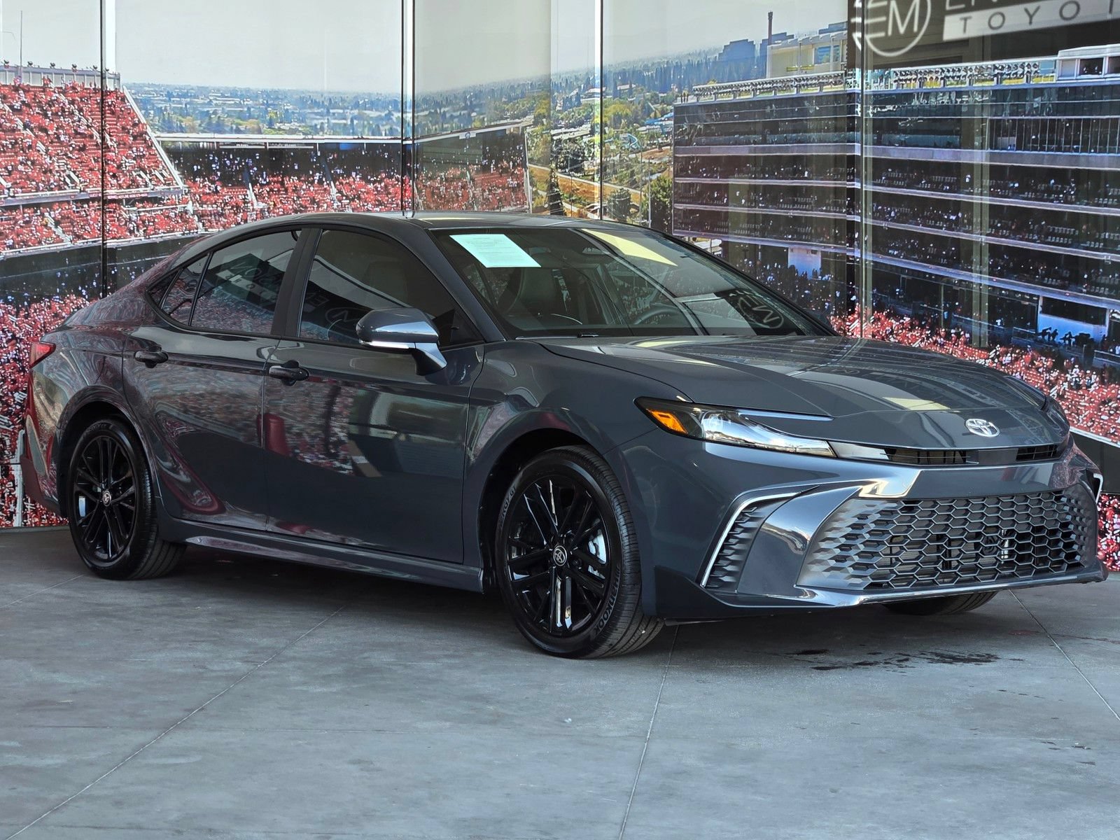 Certified 2026 Toyota Camry SE FWD image 1