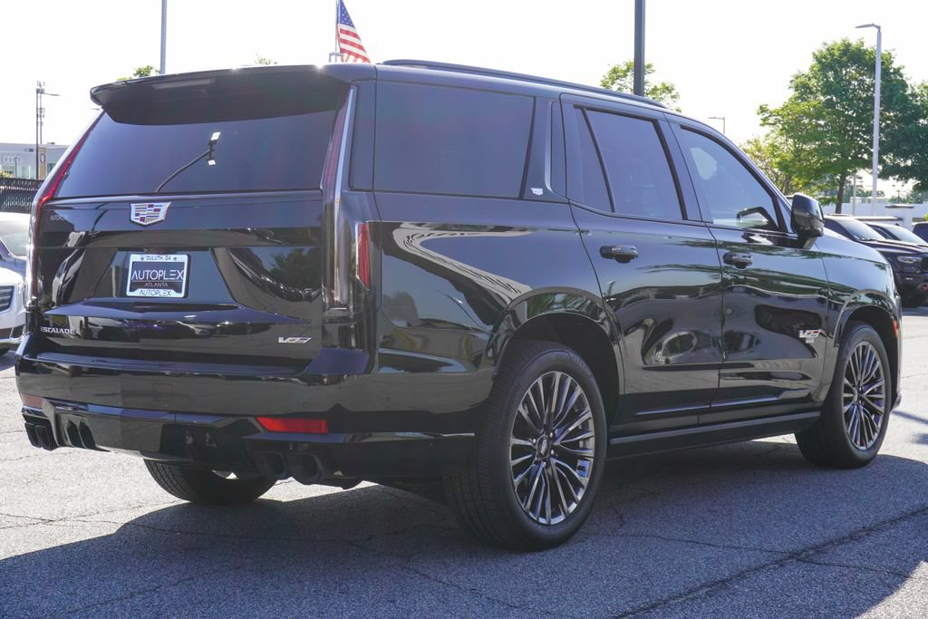 Used 2024 Cadillac Escalade V AWD/4WD image 39