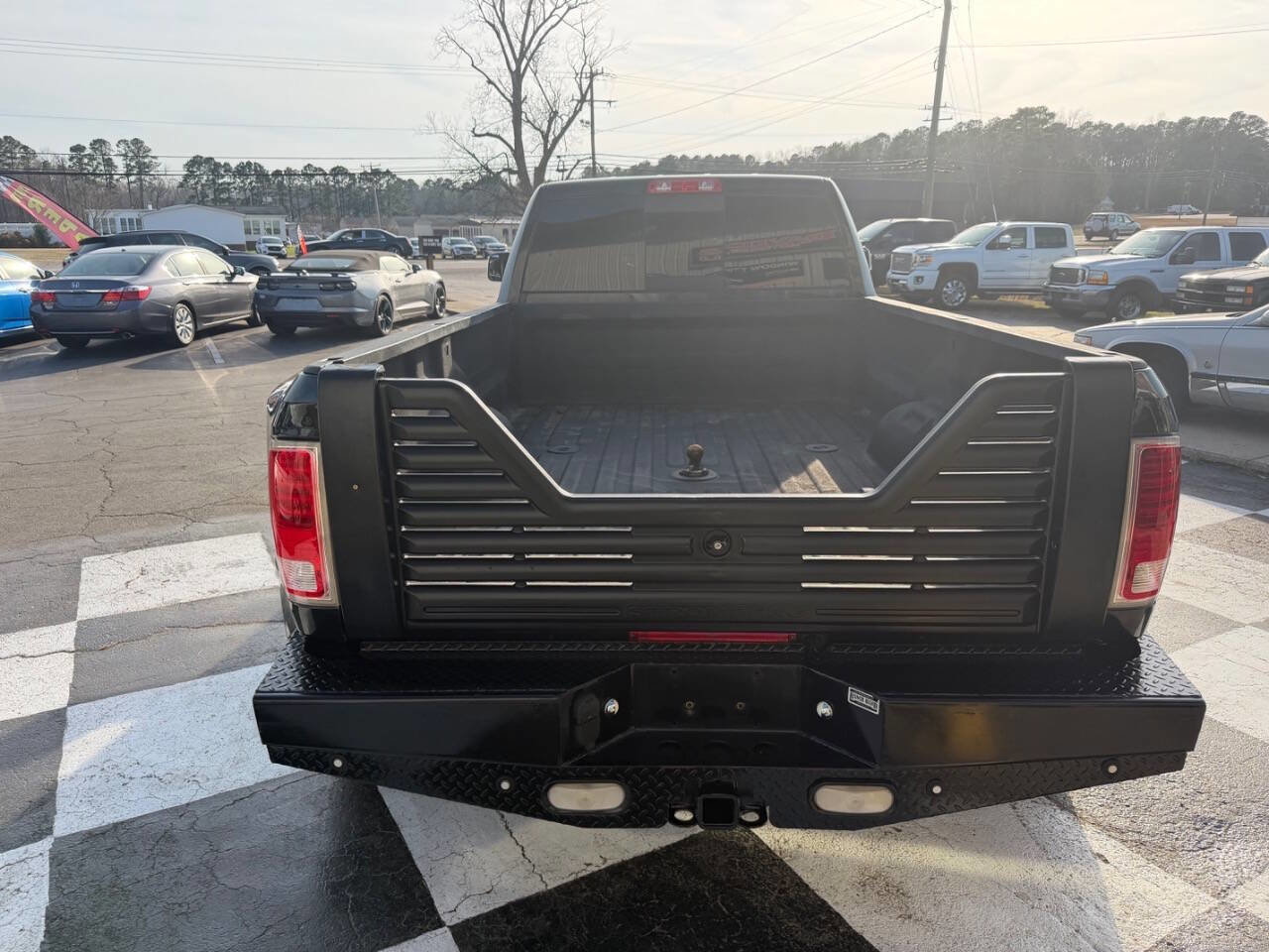 Used 2017 RAM 3500 Laramie Longhorn image 8