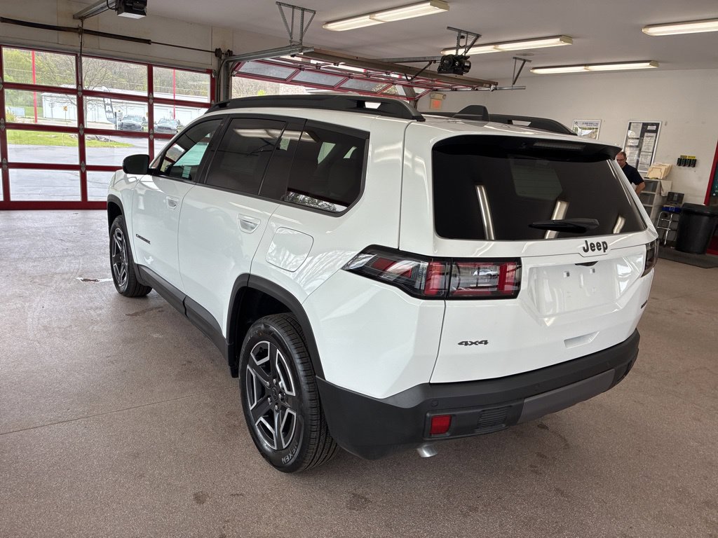 New 2026 Jeep Cherokee Laredo AWD/4WD image 10
