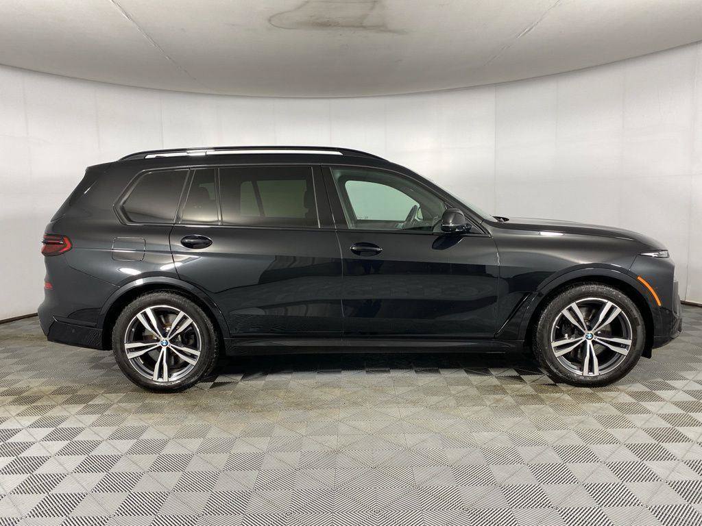 Used 2025 BMW X7 M60i w/ Climate Comfort Package AWD/4WD image 33