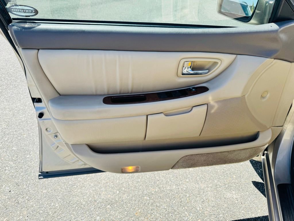 Used 2004 Toyota Avalon XL FWD image 11