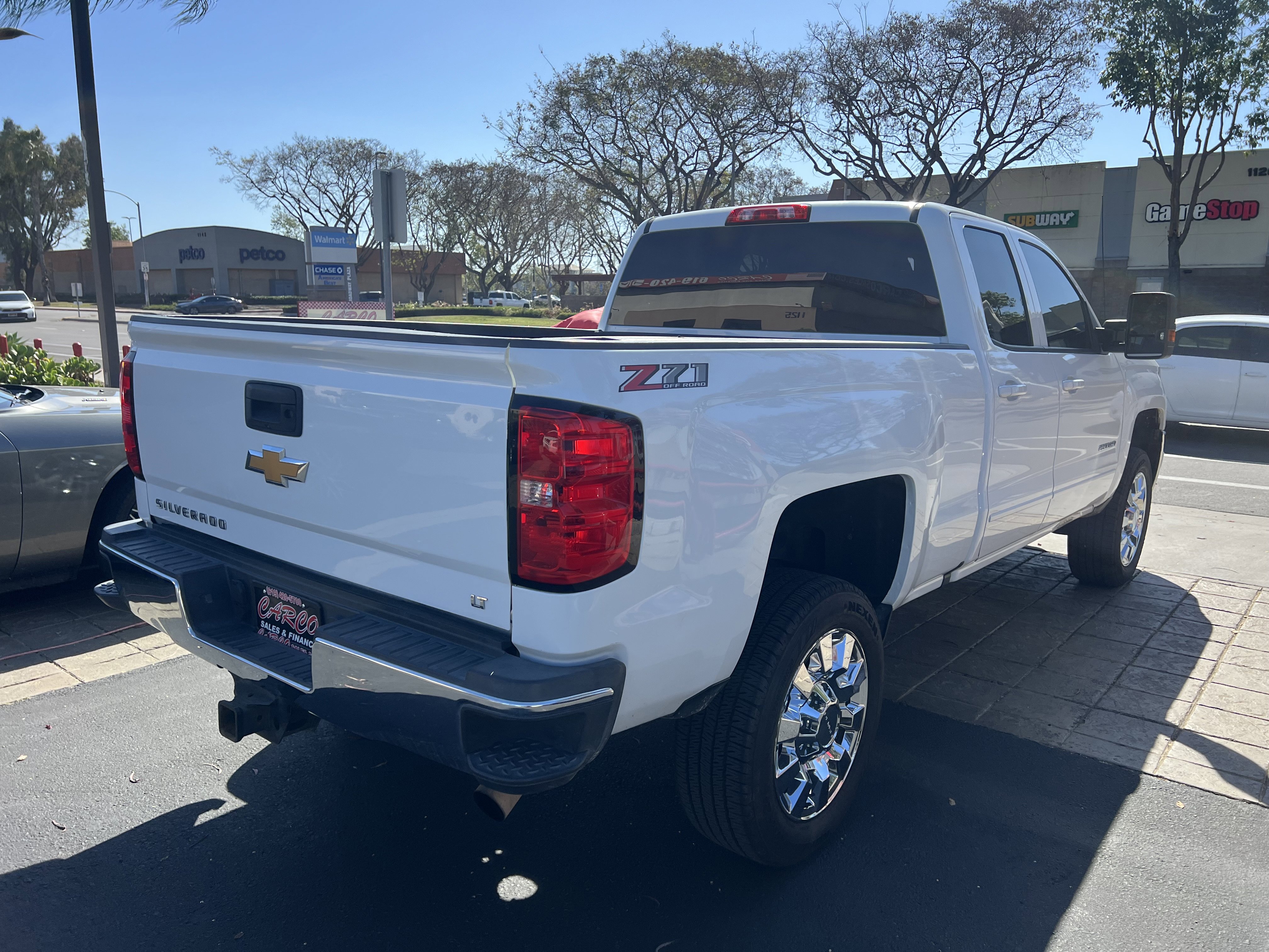 Used 2019 Chevrolet Silverado 2500 LT w/ LT Convenience Package image 9