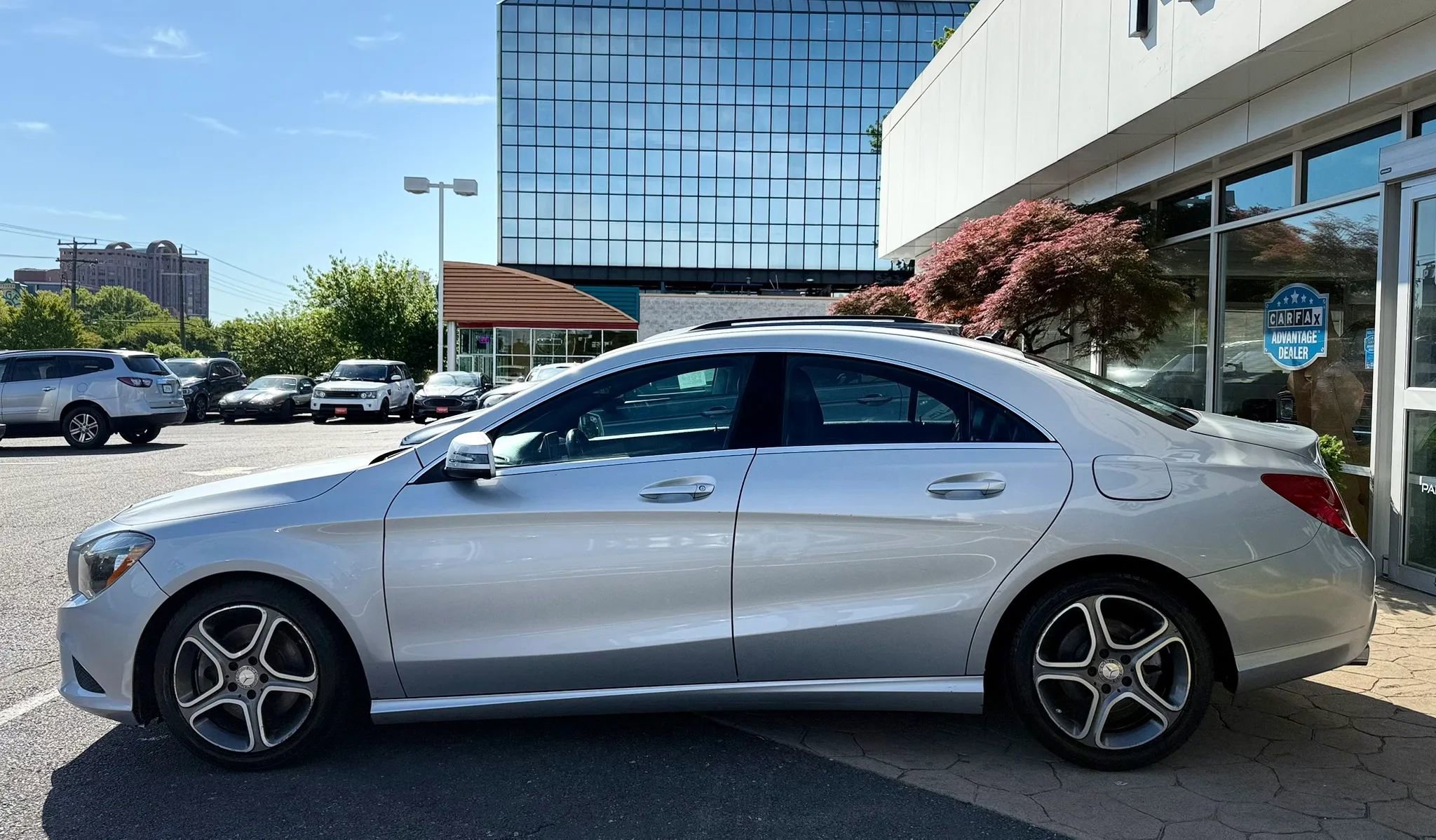 Used 2014 Mercedes-Benz CLA 250 image 4