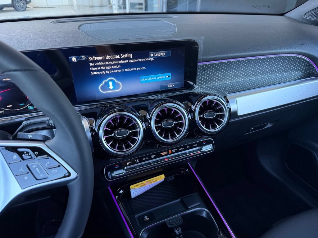 New 2026 Mercedes-Benz GLB 250 image 21