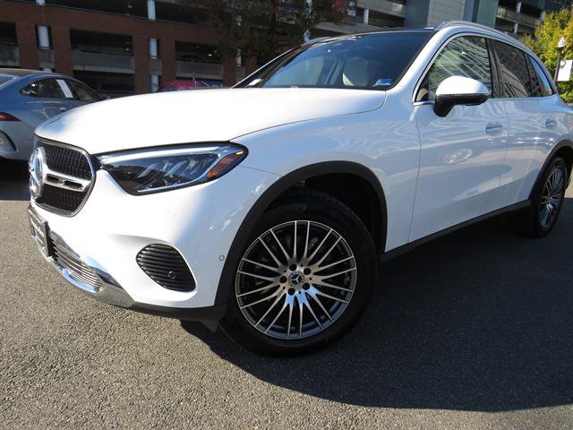Used 2026 Mercedes-Benz GLC 300 4MATIC image 24