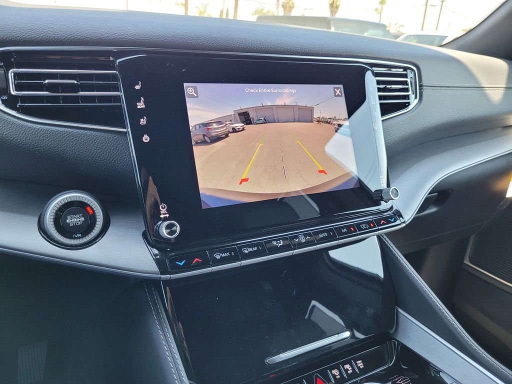 New 2025 Jeep Wagoneer L Series II w/ Convenience Group I image 15