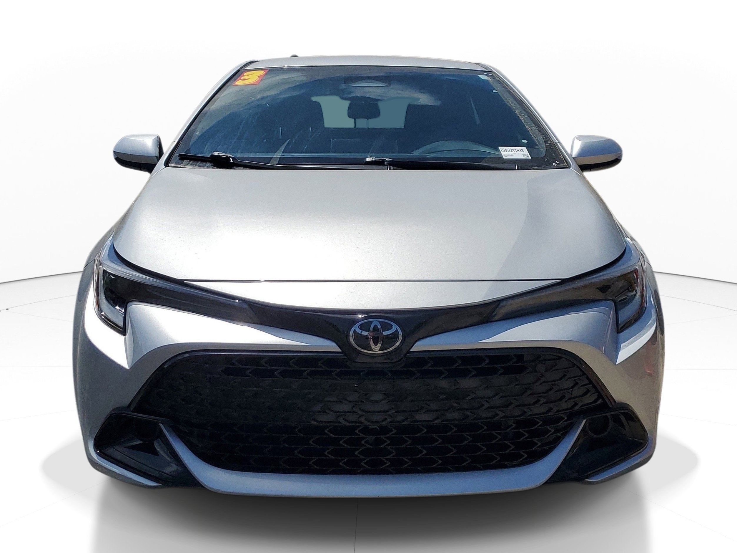 Used 2023 Toyota Corolla SE FWD image 2