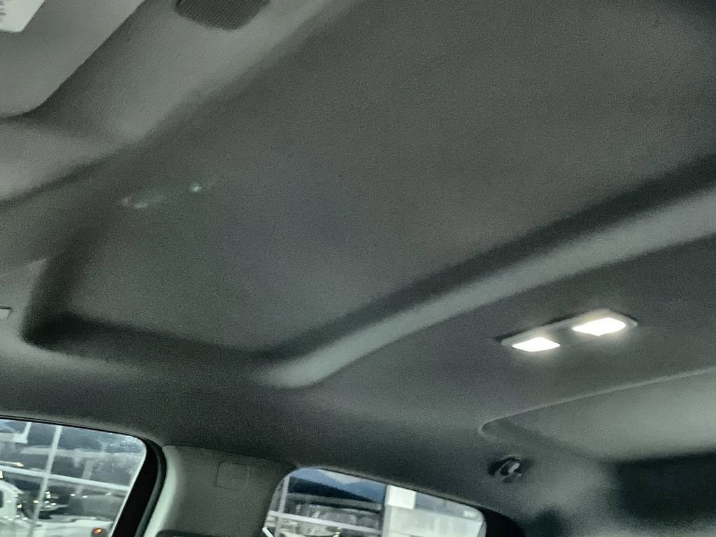 New 2025 GMC Sierra 1500 Elevation image 26