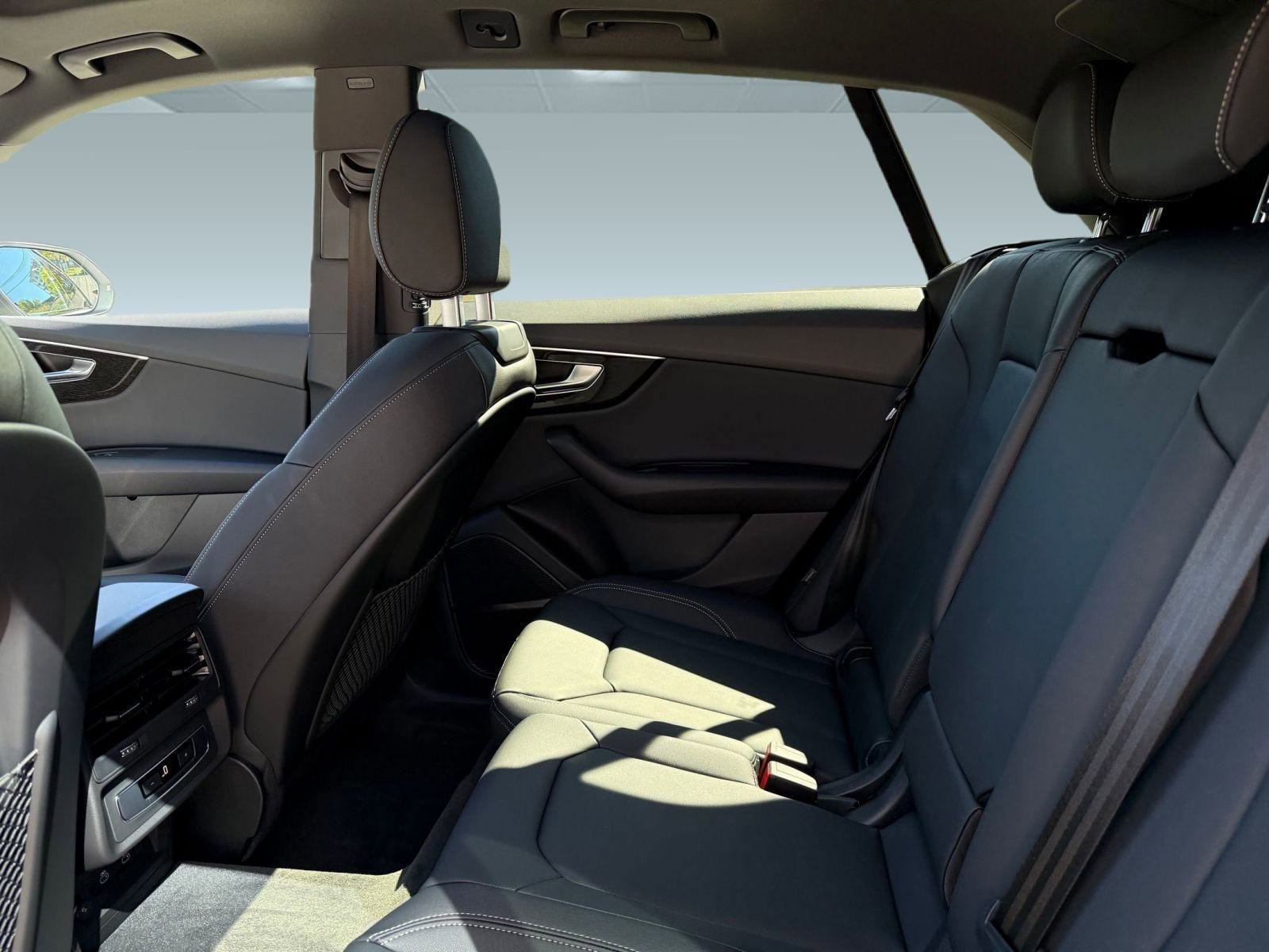 New 2026 Audi Q8 Premium image 22