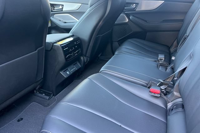 Certified 2026 Acura MDX w/ Technology Package AWD/4WD image 13