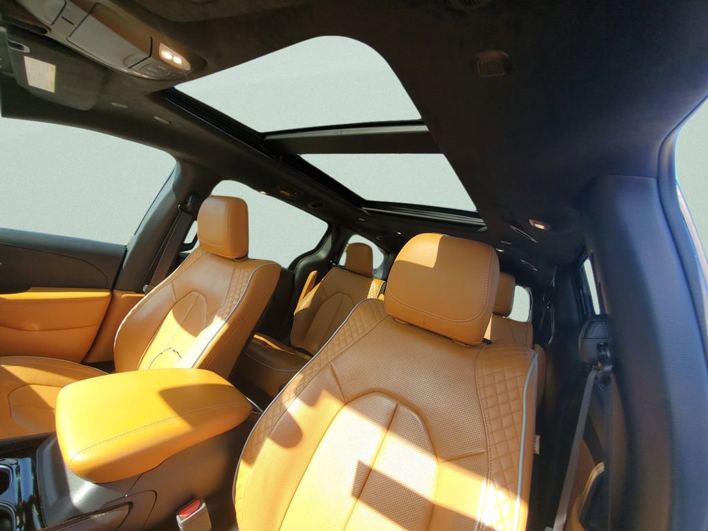 Used 2022 Chrysler Pacifica Pinnacle image 25