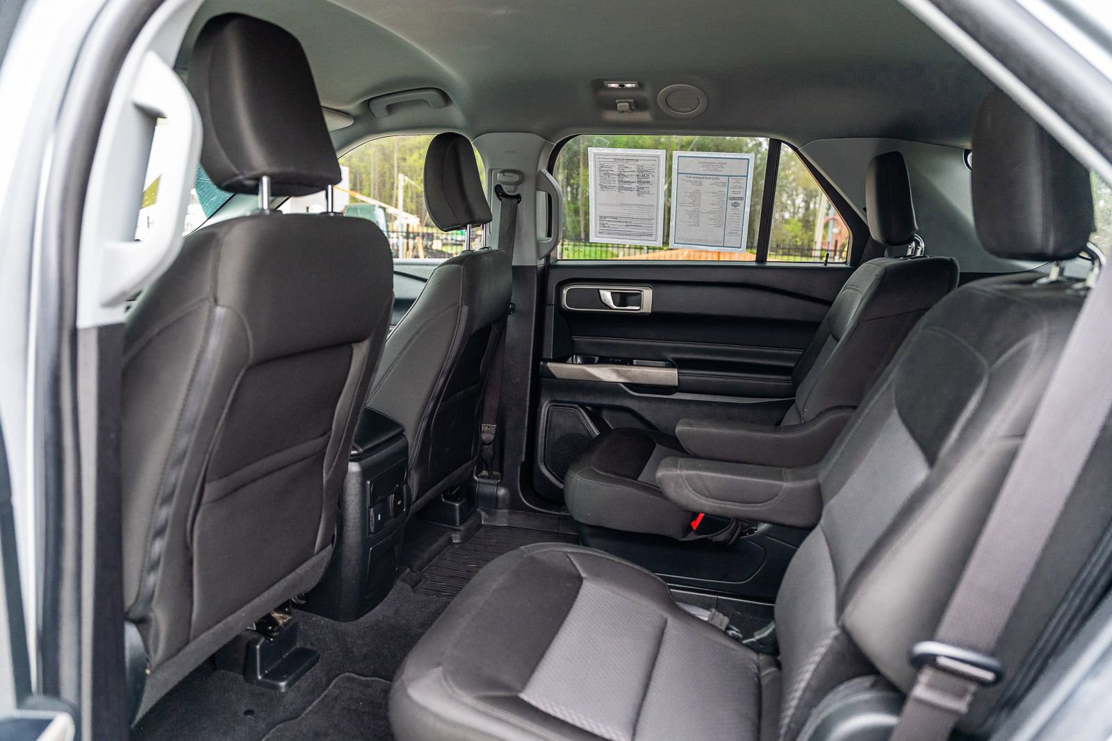 Certified 2022 Ford Explorer XLT RWD image 20