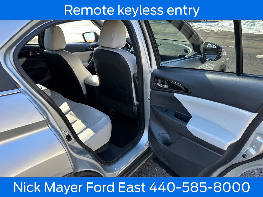 Used 2024 Mitsubishi Eclipse Cross SEL image 13