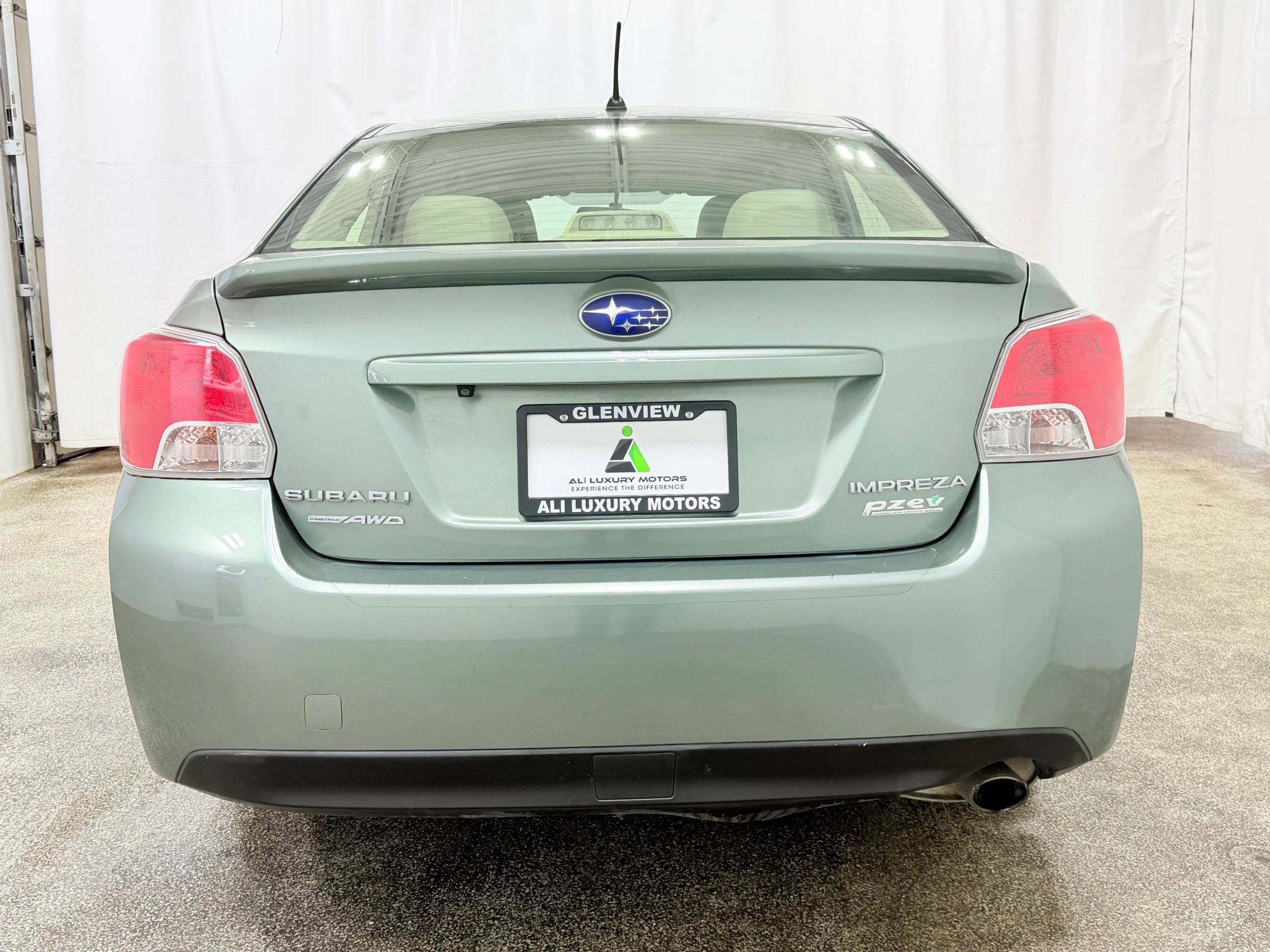 Used 2016 Subaru Impreza 2.0i image 7