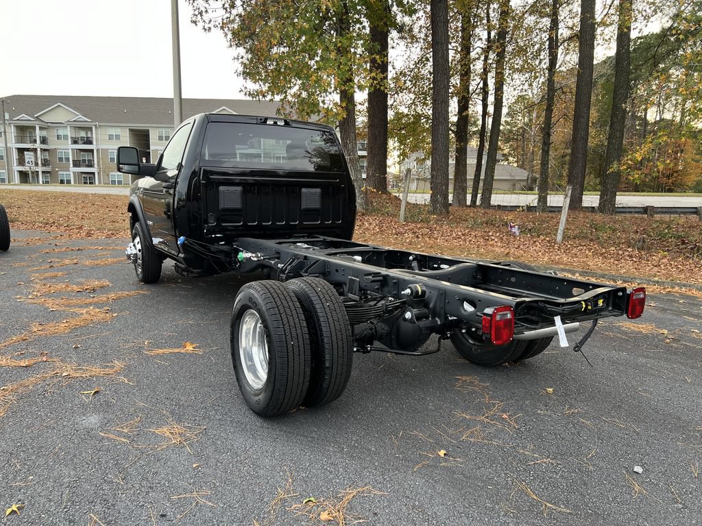 New 2026 RAM 3500 Big Horn AWD/4WD image 5