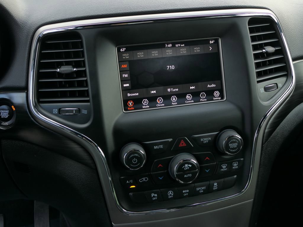 Used 2021 Jeep Grand Cherokee Laredo image 21