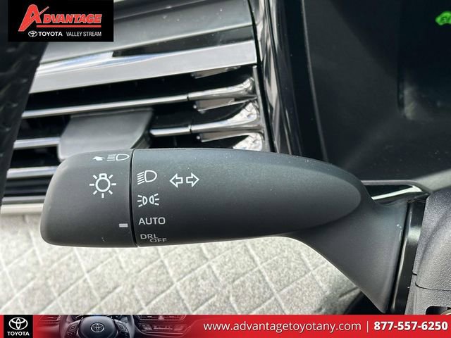 Used 2026 Toyota Camry XLE w/ Premium Package AWD/4WD image 28