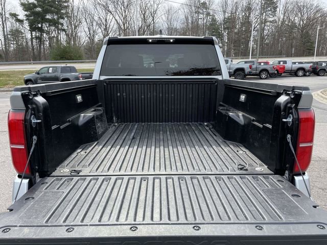 Used 2025 Toyota Tacoma SR5 image 13