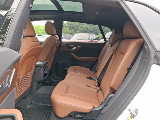 Used 2025 Audi Q8 Premium Plus AWD/4WD image 10