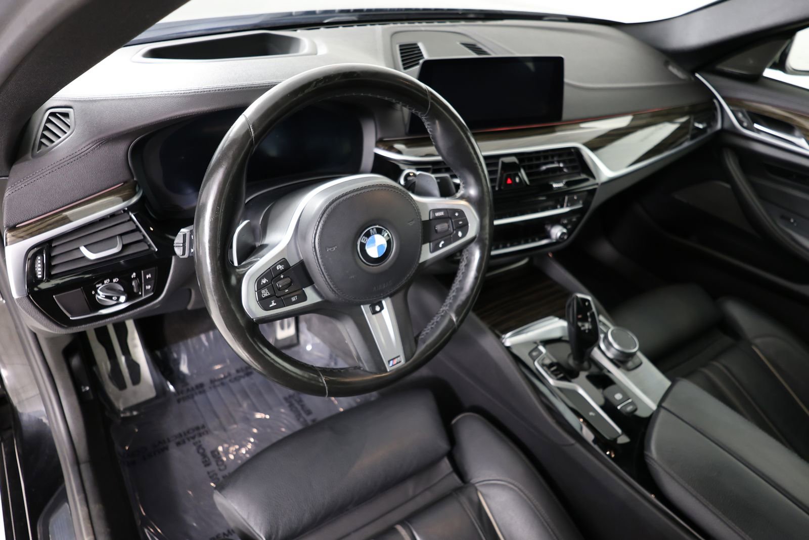 Used 2019 BMW M550i xDrive AWD/4WD image 22