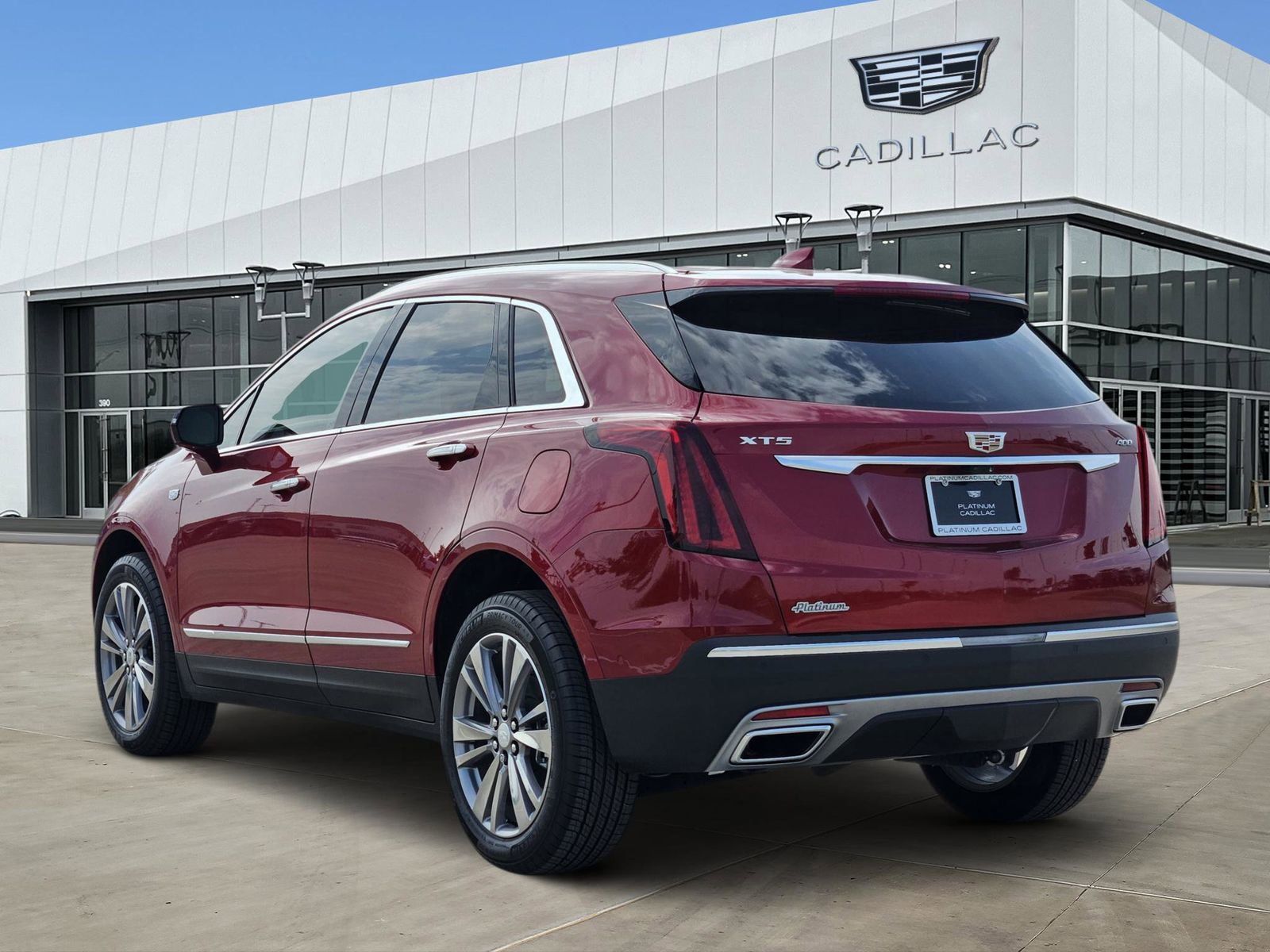 New 2026 Cadillac XT5 Premium Luxury w/ Driver Assist Package FWD image 4