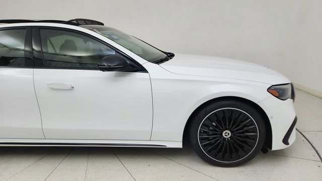 Used 2024 Mercedes-Benz E 350 4MATIC Sedan image 7
