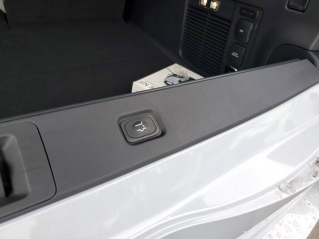 New 2025 Lincoln Navigator L Reserve image 8