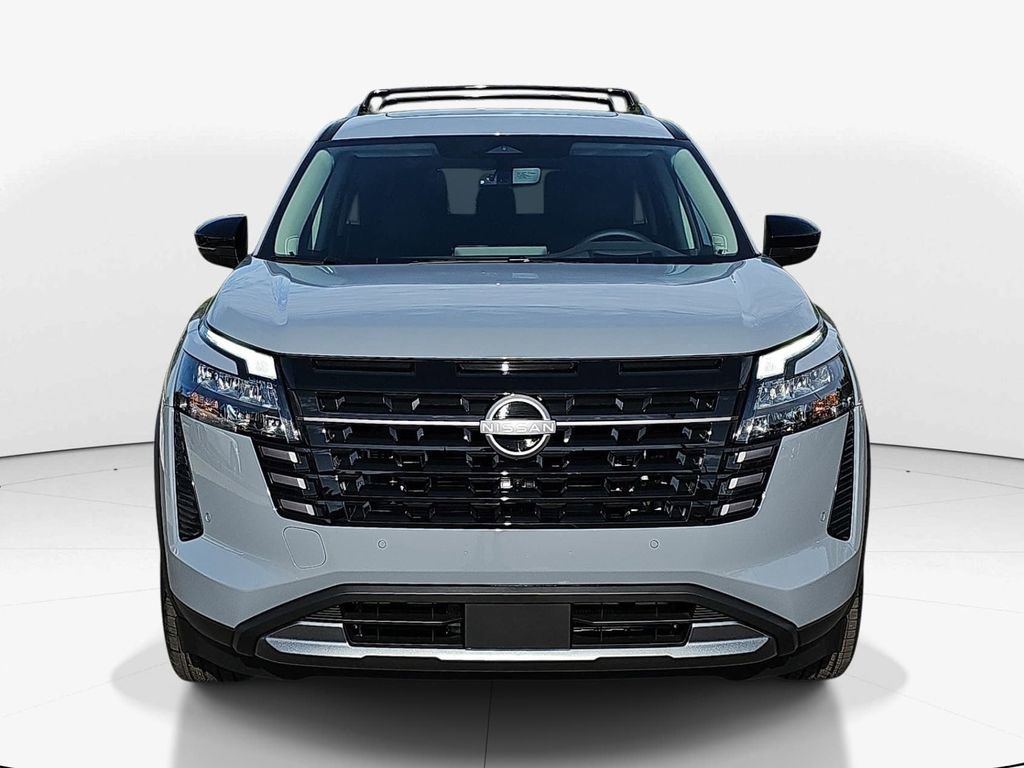 New 2026 Nissan Pathfinder Platinum FWD image 12