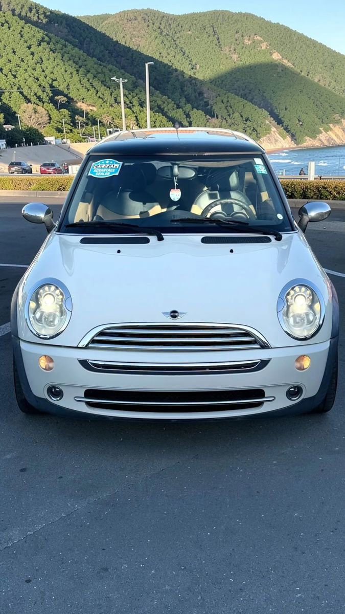 Used 2005 MINI Cooper Hardtop image 4