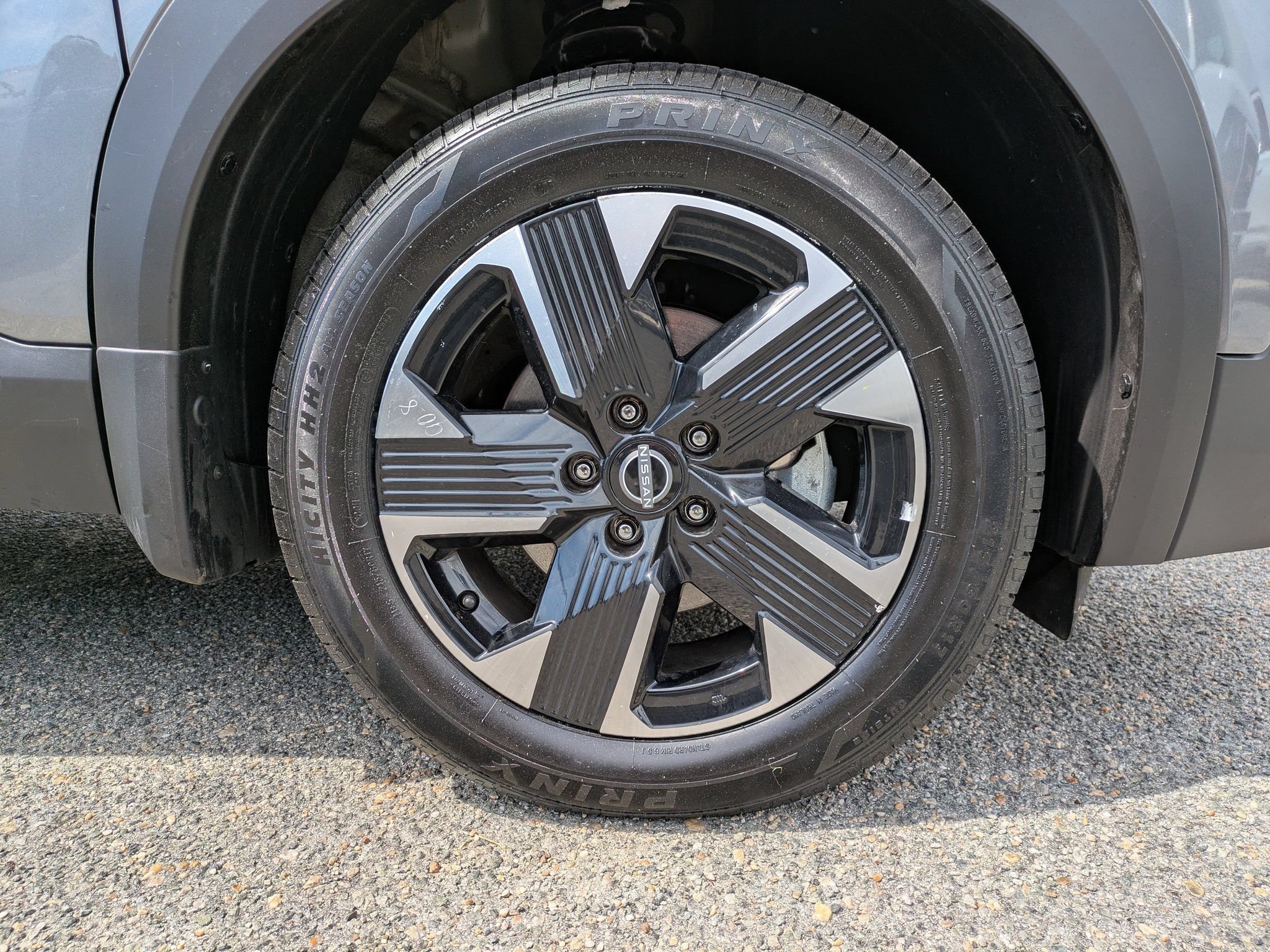 Certified 2025 Nissan Kicks SV w/ Charging Package AWD/4WD image 12