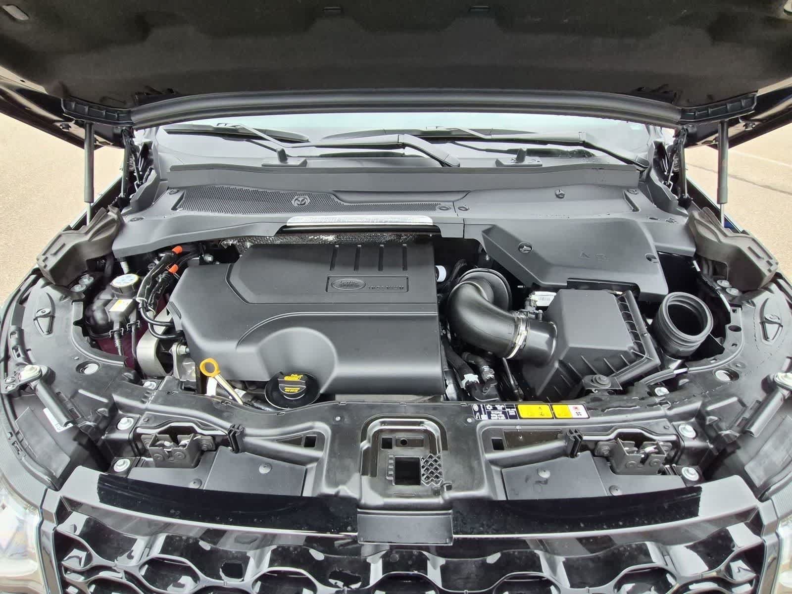 New 2026 Land Rover Discovery Sport Landmark AWD/4WD image 14