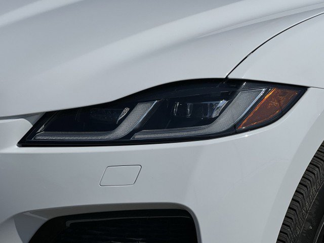 Used 2025 Jaguar F-PACE R-Dynamic S image 12