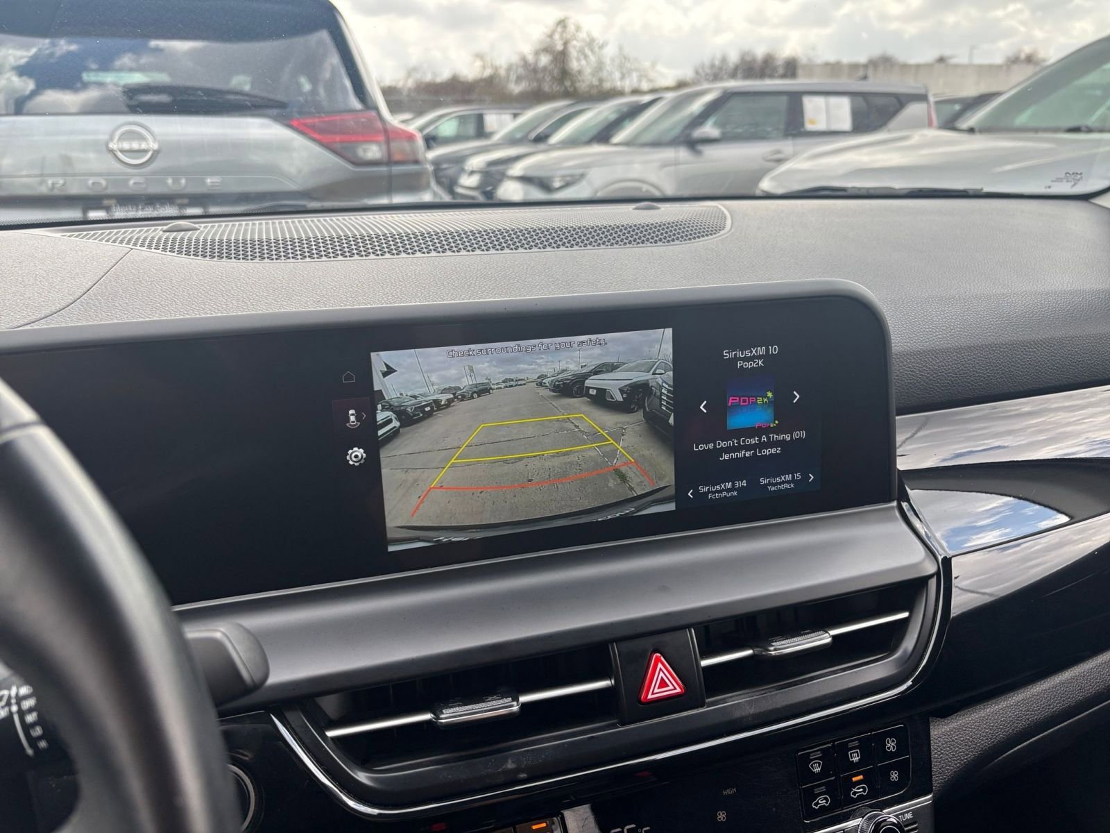 Used 2025 Kia Seltos S image 24