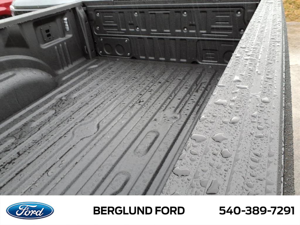 New 2026 Ford F250 Lariat w/ Black Appearance Package image 11