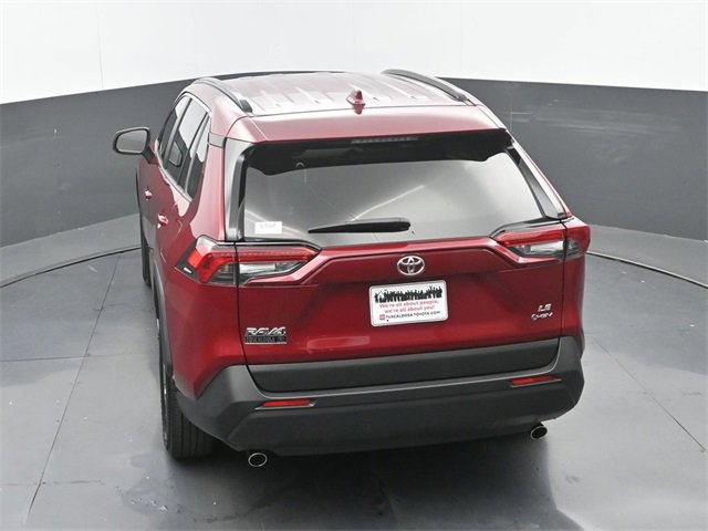 Used 2025 Toyota RAV4 LE image 30