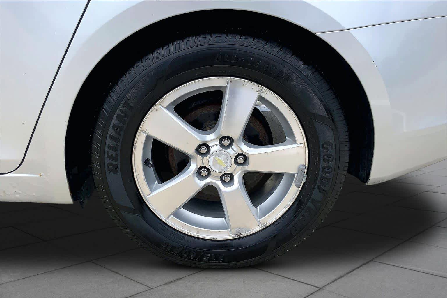 Used 2013 Chevrolet Cruze LT FWD image 11