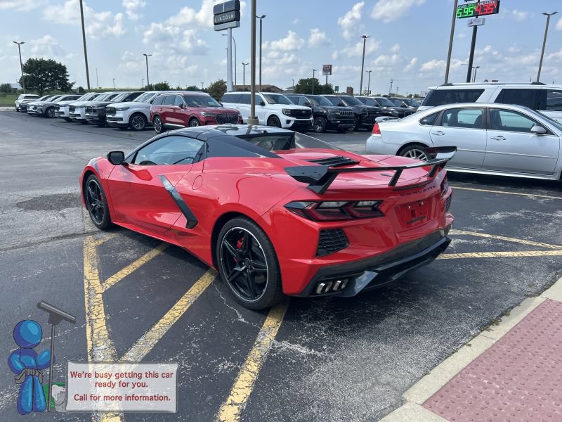 Used 2024 Chevrolet Corvette Stingray Preferred Conv RWD image 3