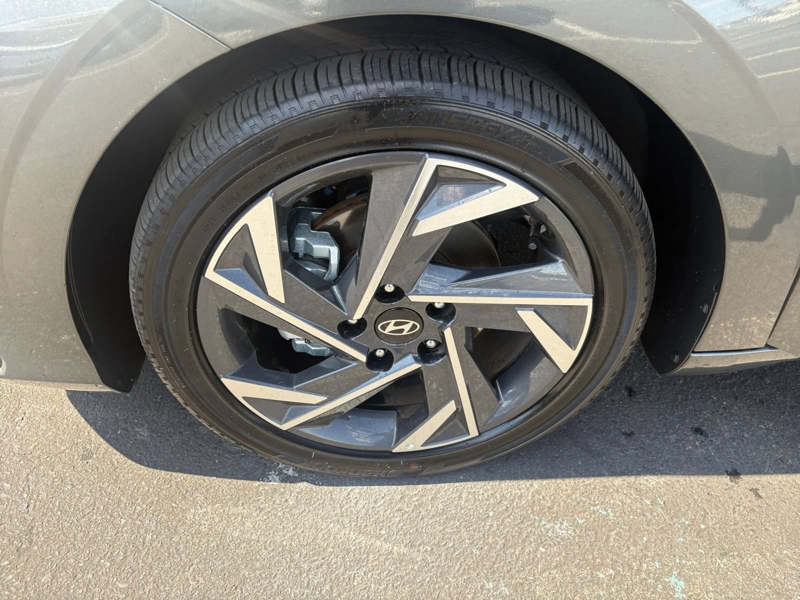 Used 2025 Hyundai Elantra SEL FWD image 30